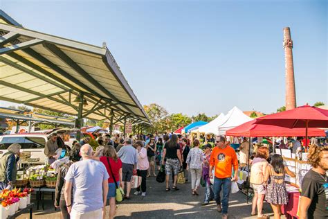 bloomington farmers market photos|More.